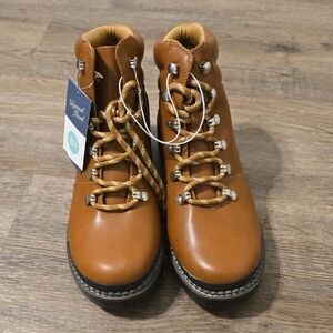 Universal Thread Tan Lace-Up Boots